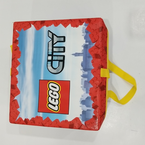 LEGO City Zip Bin - Storage / Toy Box and Play Mat - Picture 2 of 7